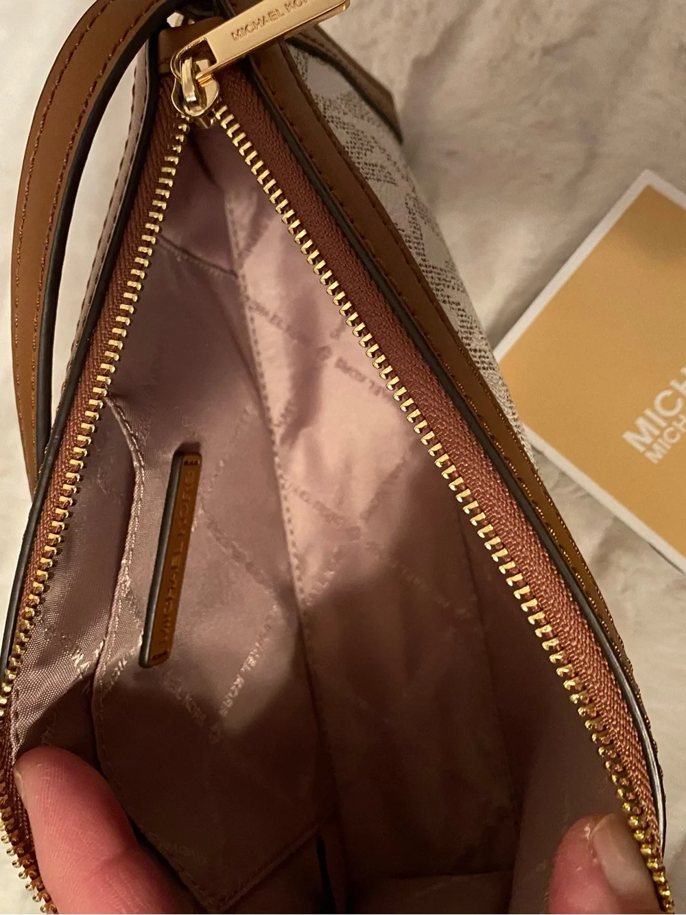 Brand New Michael Kors Crossbody Bag and Wallet Set